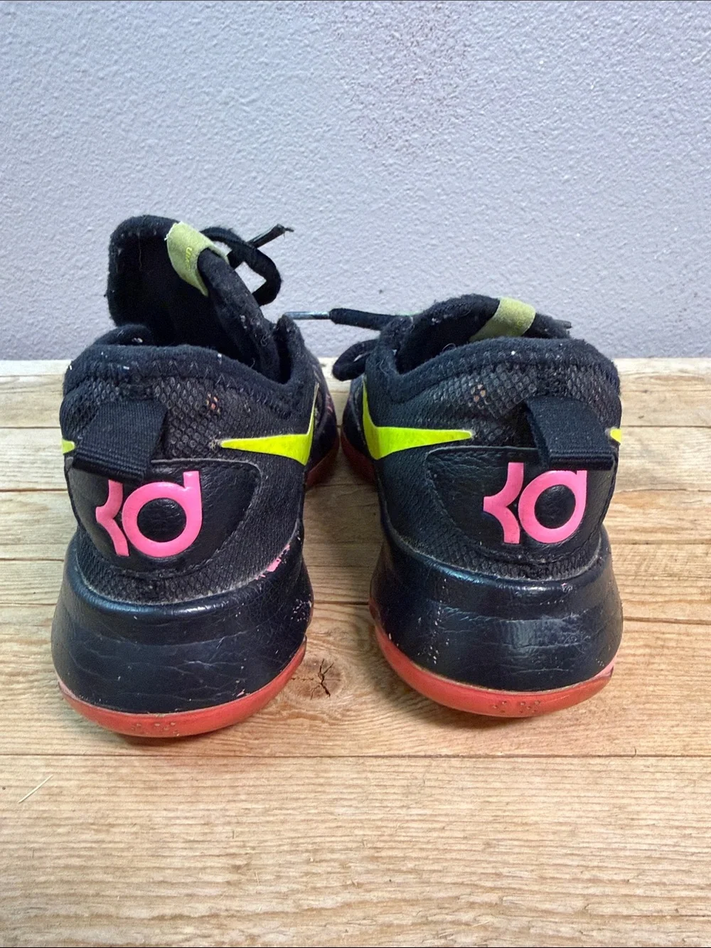 Nike Kids Black Neon Yellow Pink Mesh Sneakers